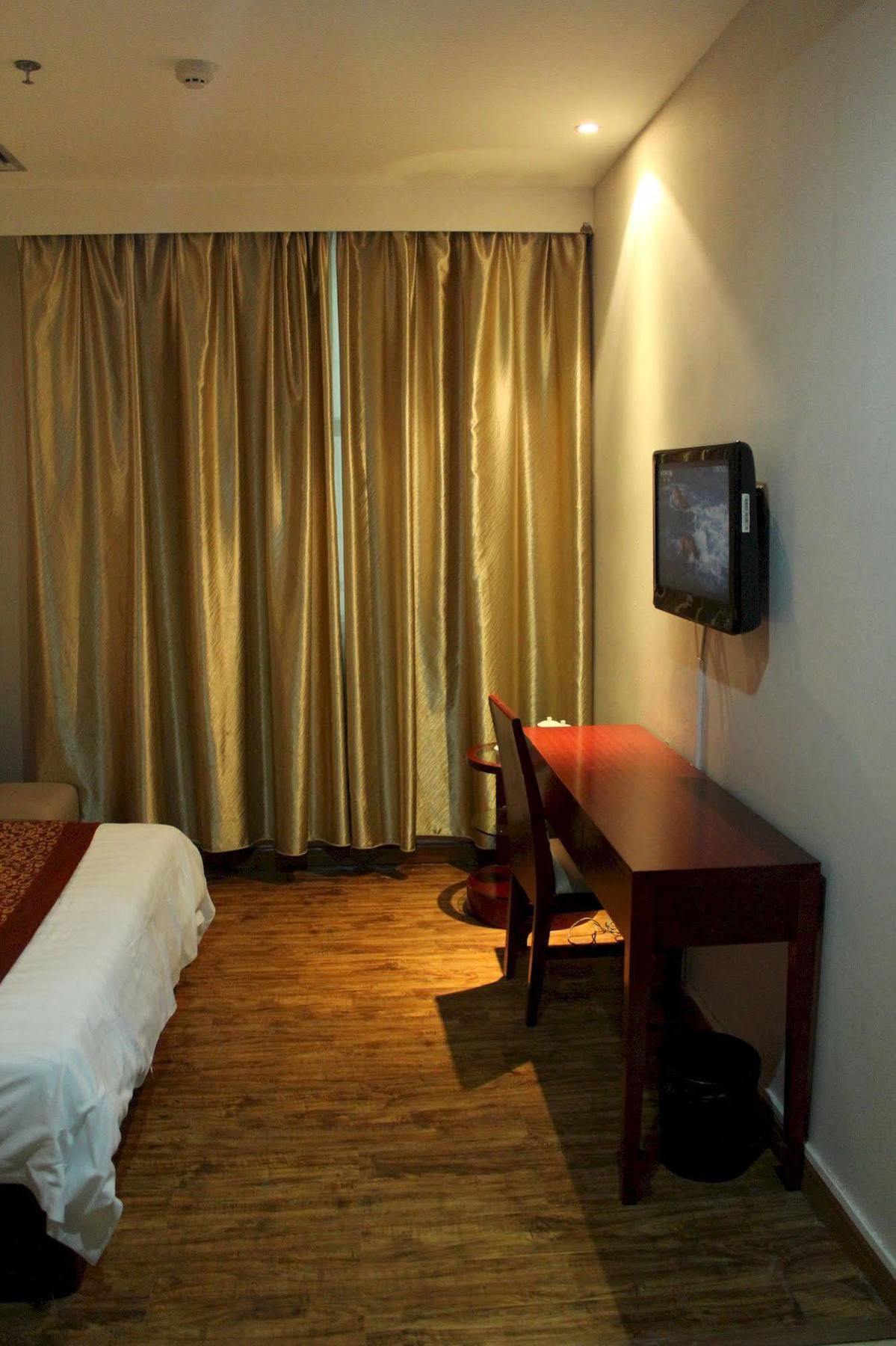 Zhongda Jindu Hotel Гуанчжоу Экстерьер фото